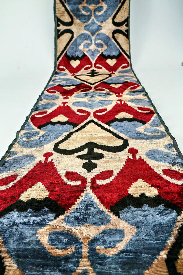 Seidensamt Ikatstoff - Handgewebter, naturbelassener Uzbek Ikatstoff, Meterware (Bakhmal Ikat)